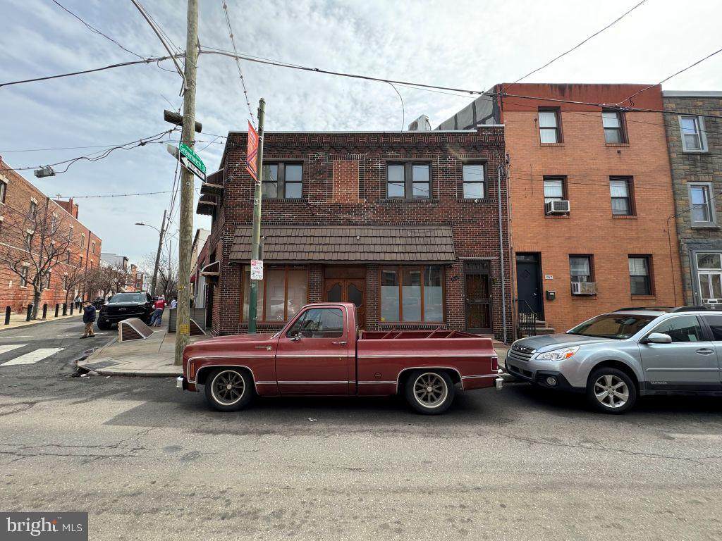 1515 Passyunk Avenue - Photo 1