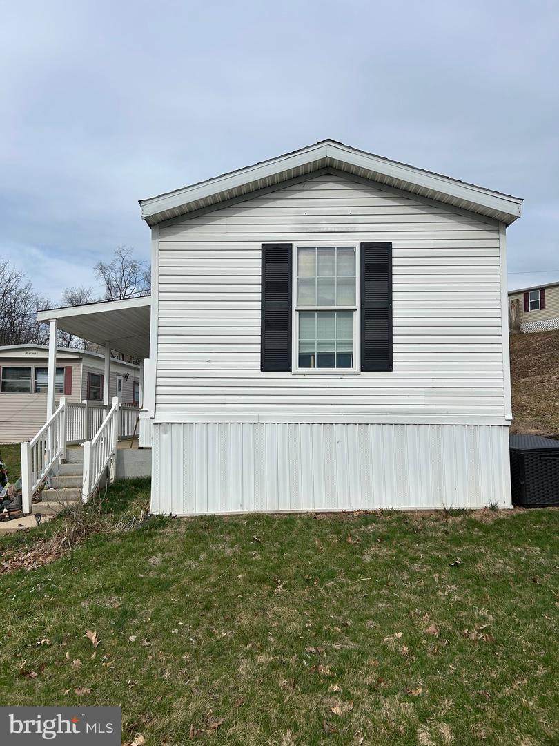 5 Sunrise Drive - Photo 1