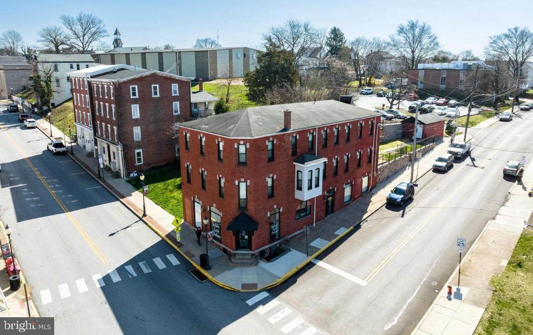 200 Main Street - Photo 1