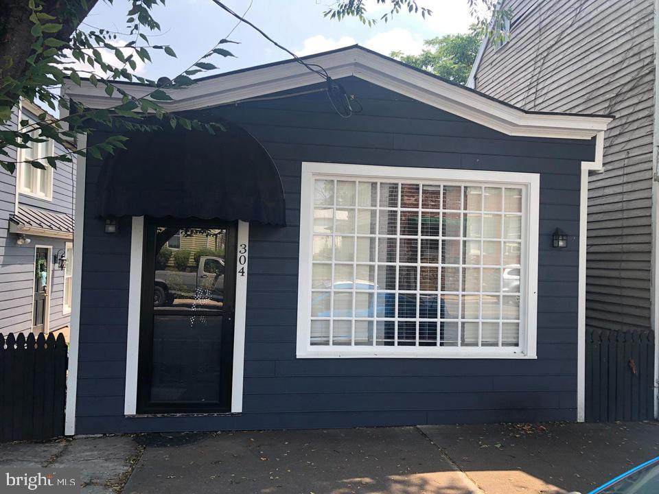304 South Braddock Street - Photo 1