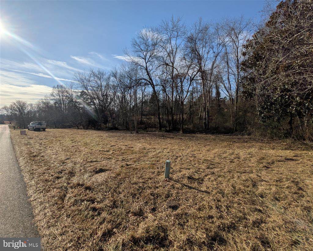  Ford Avenue - Photo 1