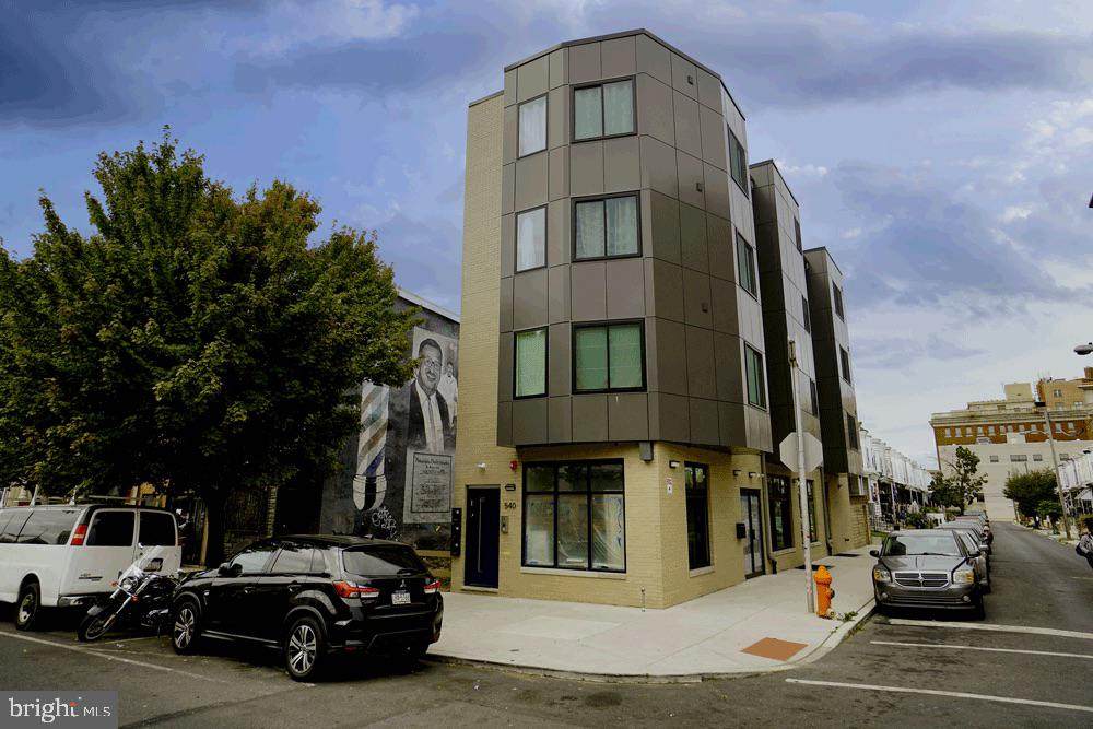 540 52ND Street - Photo 1