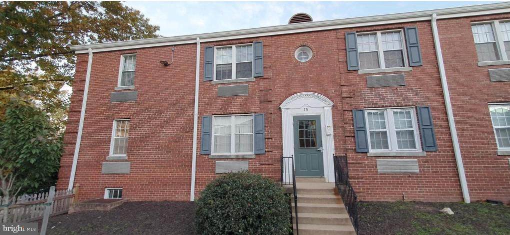 19 Auburn Court - Photo 1