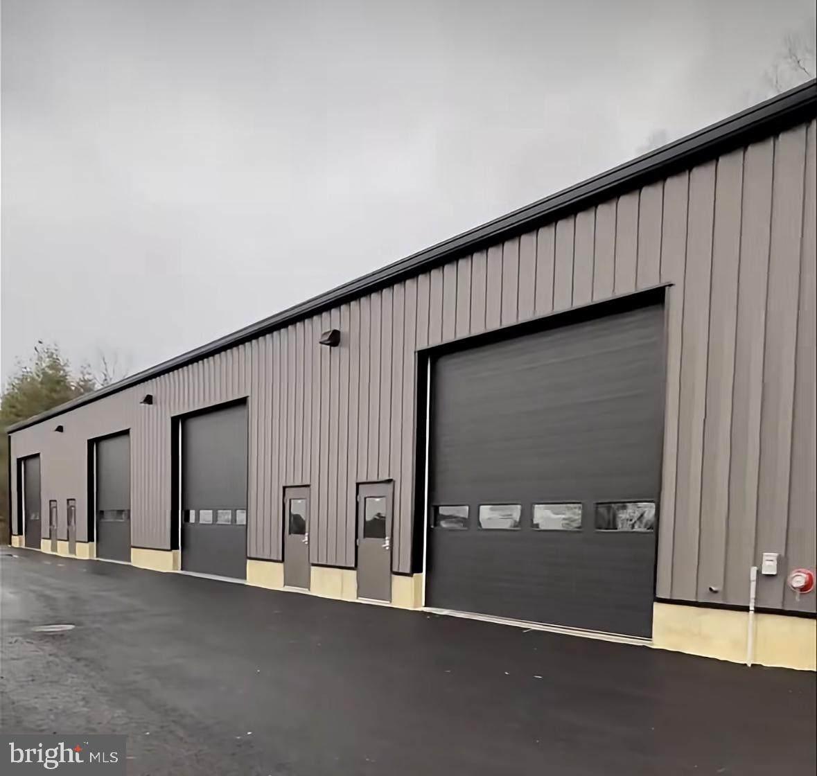 920 Glasgow Street - Photo 1