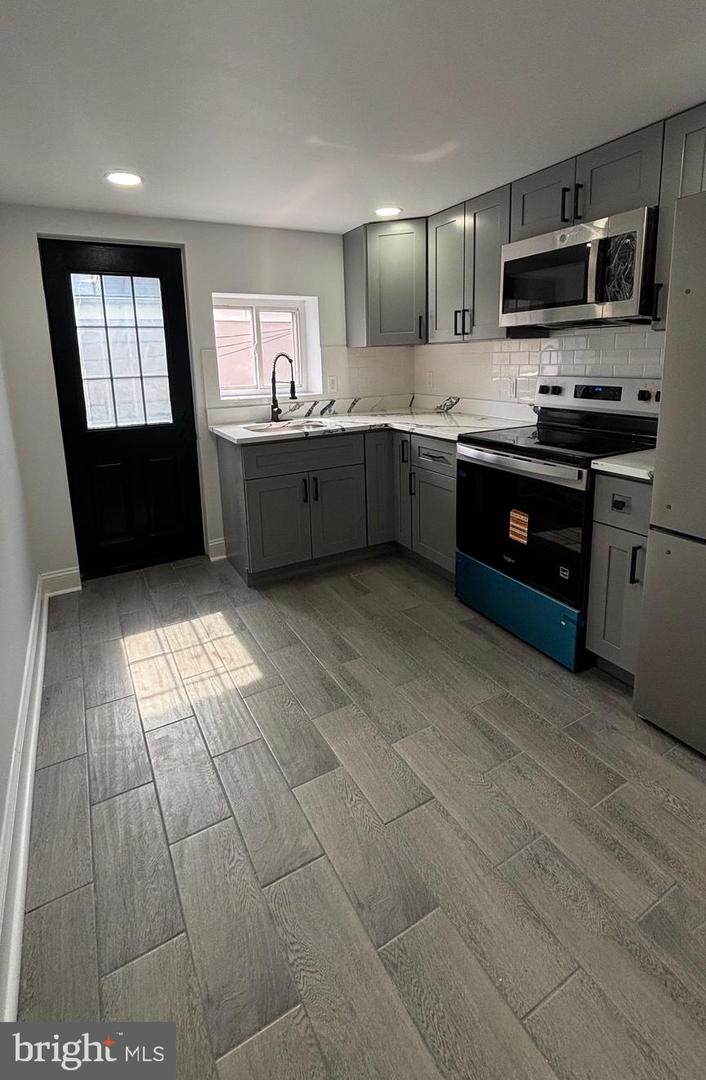 122 Tioga Street - Photo 1