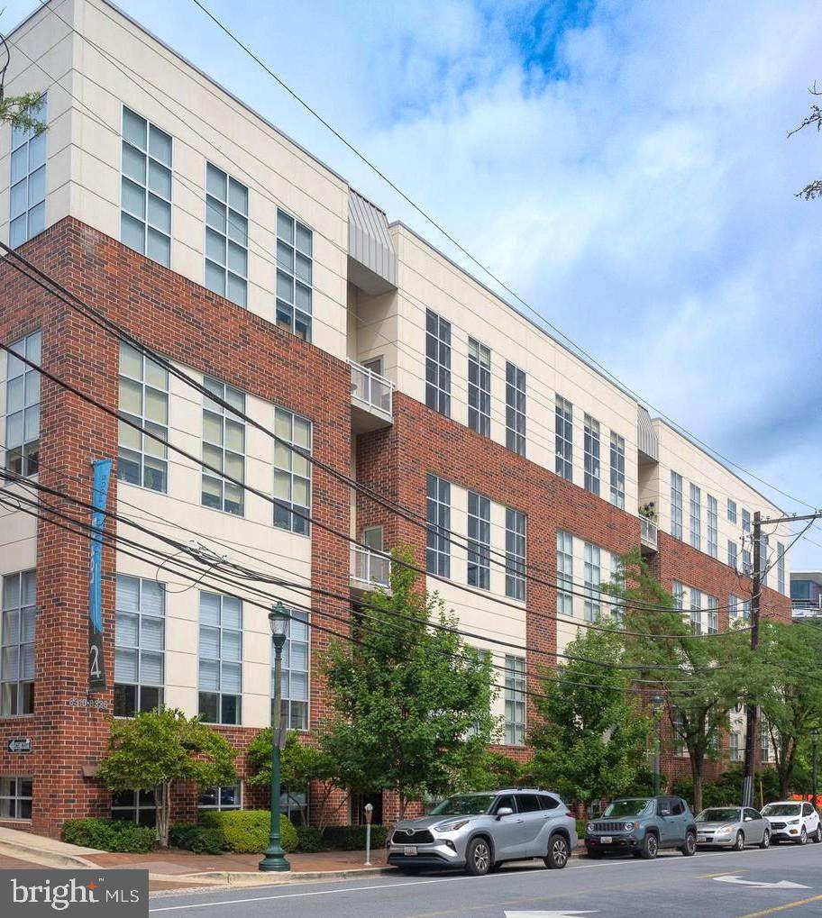 900 Bonifant Street - Photo 1