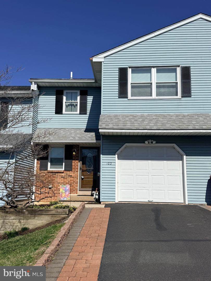 102 Elberta Drive - Photo 1