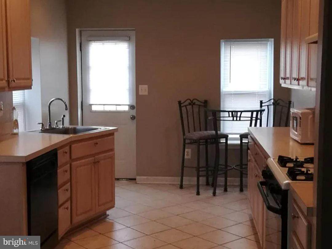 503 Patterson Park Avenue - Photo 1