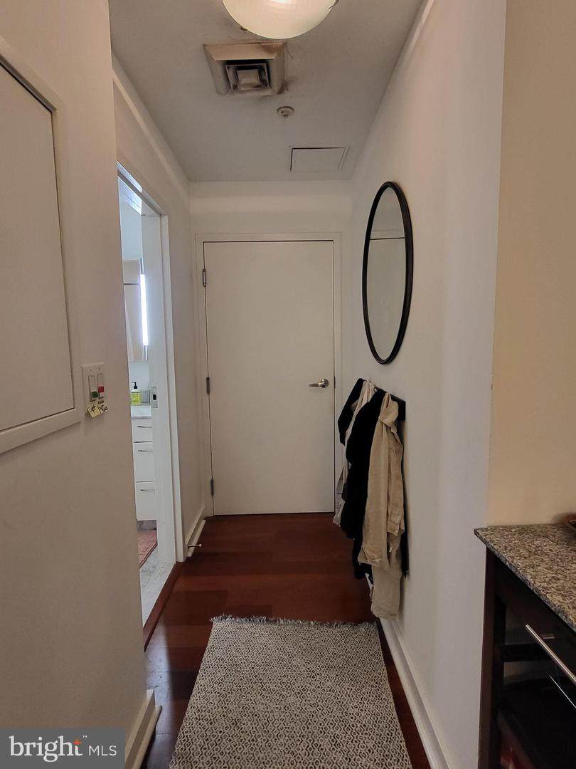 https://bt-photos.global.ssl.fastly.net/brightmls/orig_boomver_1_804694866694-2.jpg