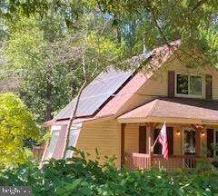 https://bt-photos.global.ssl.fastly.net/brightmls/orig_boomver_1_804703123168-2.jpg