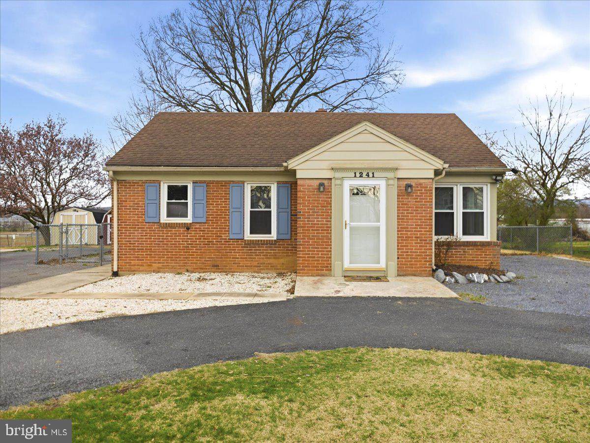 1241 Main Street - Photo 1