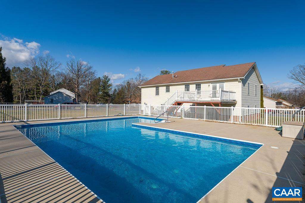 43 Dogwood Rd - Photo 1