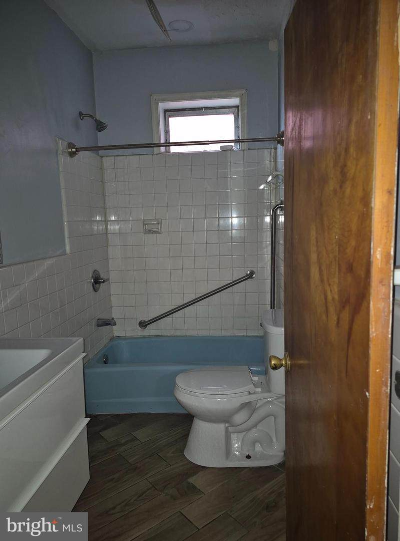 5016 Newhall Street - Photo 1