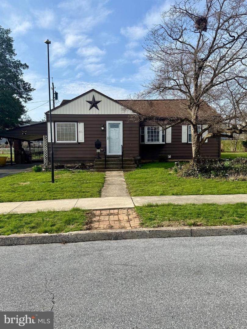 1309 Kingsley Road - Photo 1