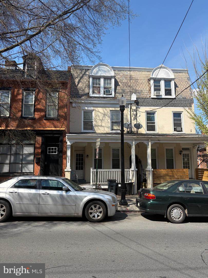 329 King Street - Photo 1