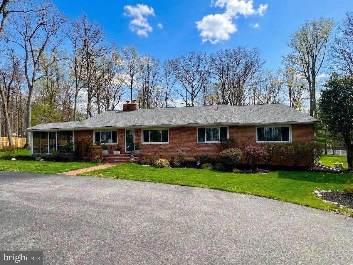 4318 Pinetree Road - Photo 1