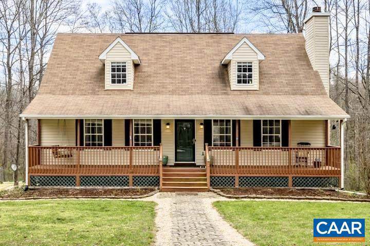 462 Fox Hunters Ln - Photo 1