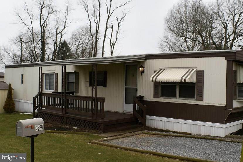 3230 Oakland Road - Photo 1