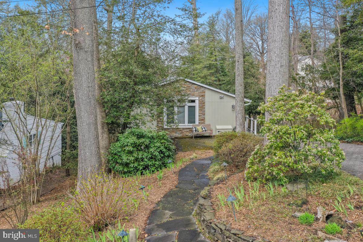 108 Askewton Road - Photo 1