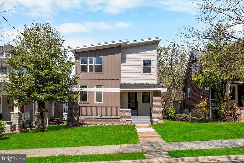 2316 Monroe Street - Photo 1