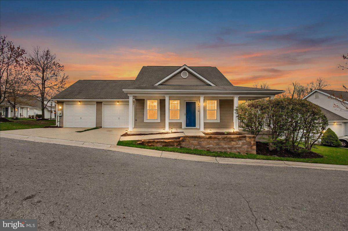 1110 Jousting Way - Photo 1