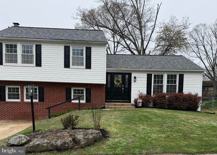 730 Snowdon Lane - Photo 1