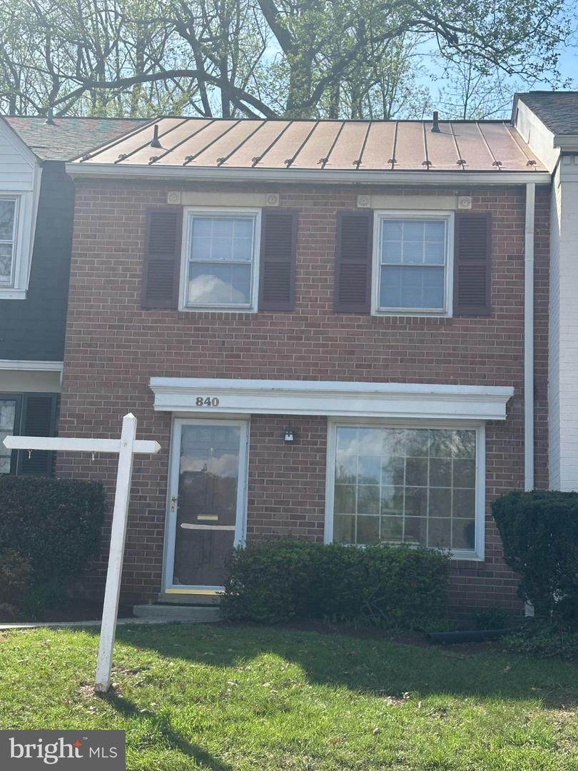 840 Azalea Drive - Photo 1