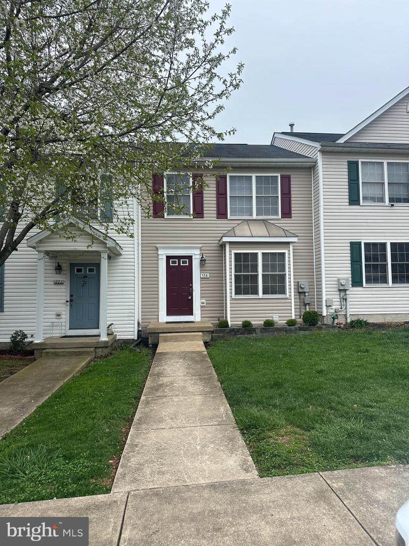 114 Seabreeze - Photo 1