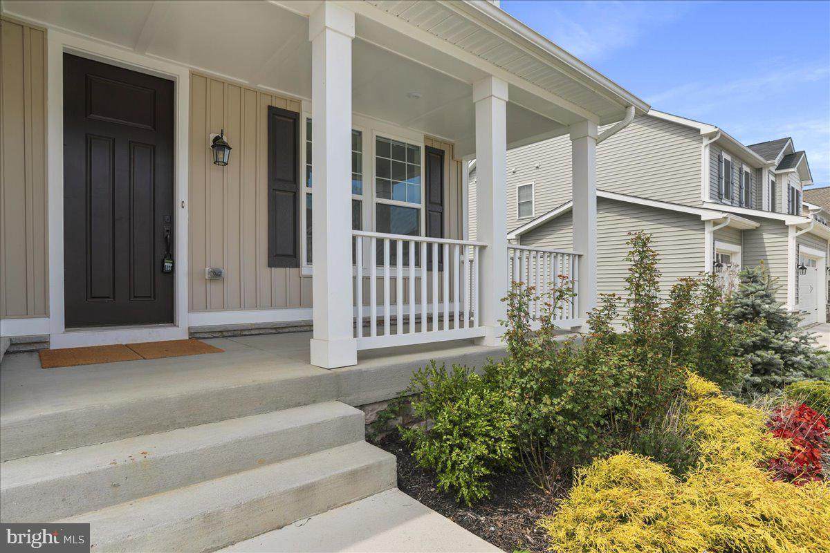 https://bt-photos.global.ssl.fastly.net/brightmls/orig_boomver_1_804740685098-2.jpg