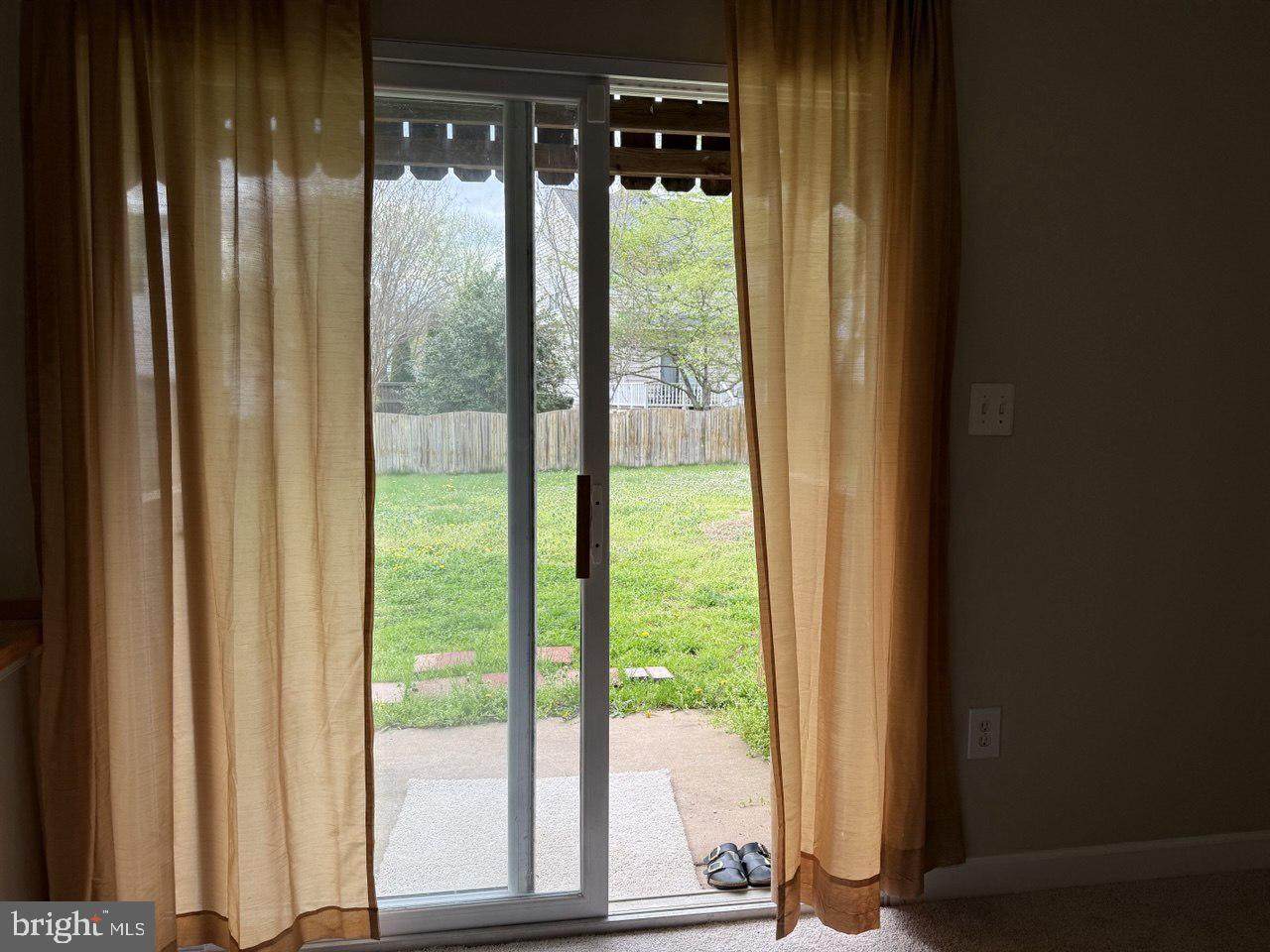 https://bt-photos.global.ssl.fastly.net/brightmls/orig_boomver_1_804741195910-2.jpg