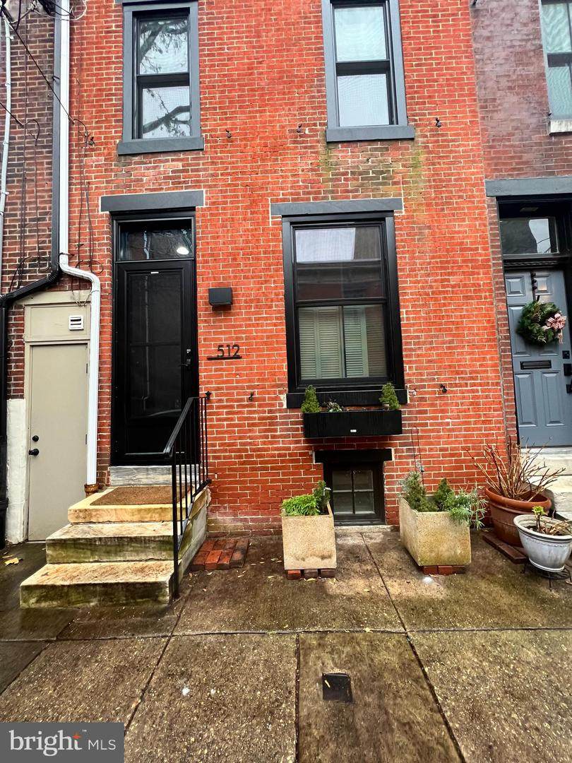 512 Kauffman Street - Photo 1
