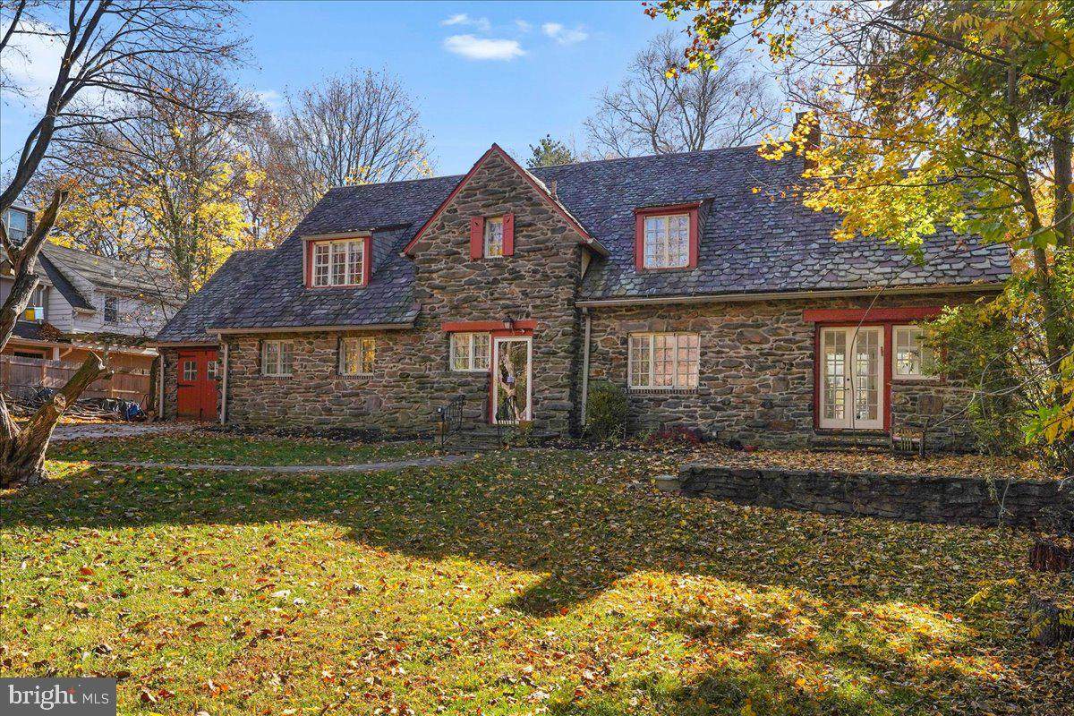 1222 Wynnewood Road - Photo 1