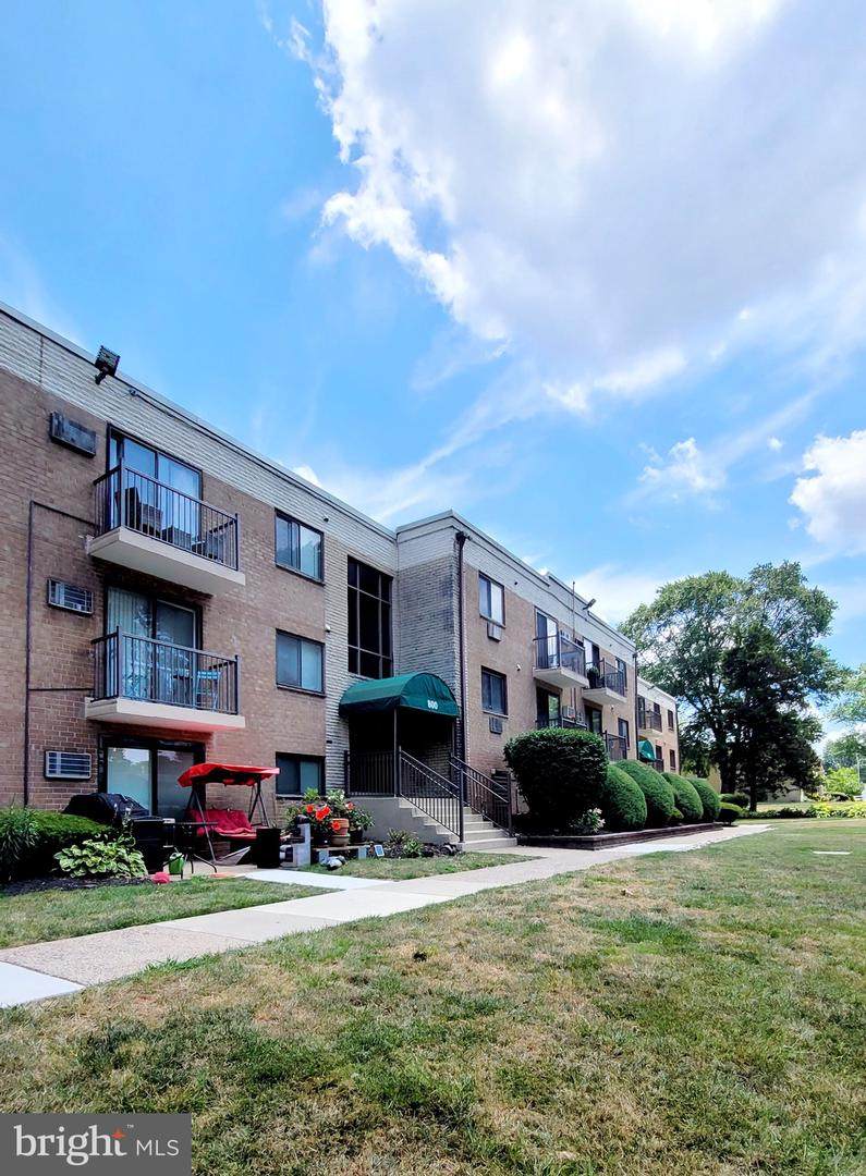 1575 Street Road - Photo 1