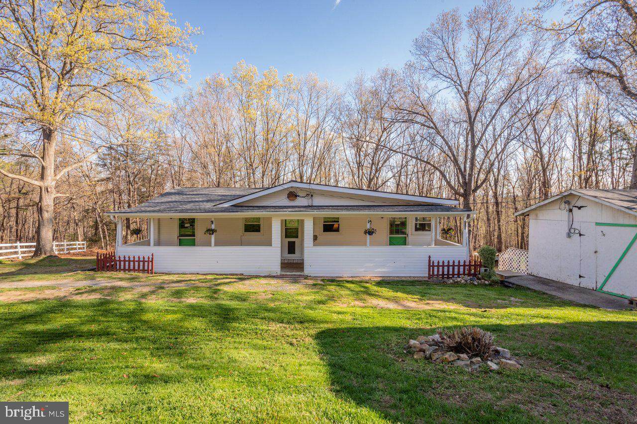 160 Gale Lane - Photo 1