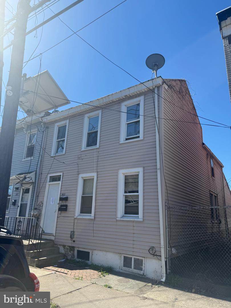 203 Genesee Street - Photo 1