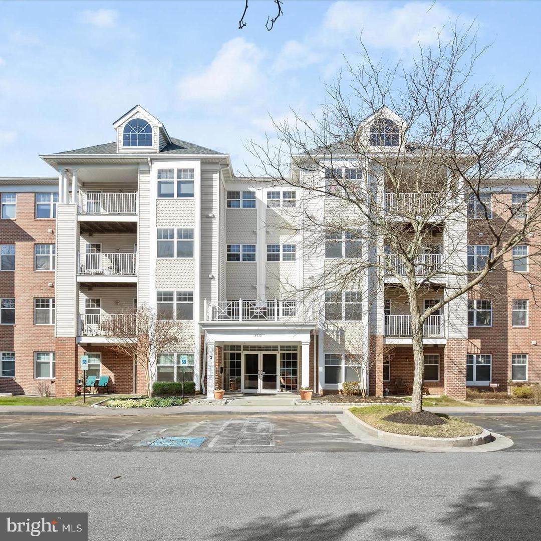 4550 Chaucer Way - Photo 1