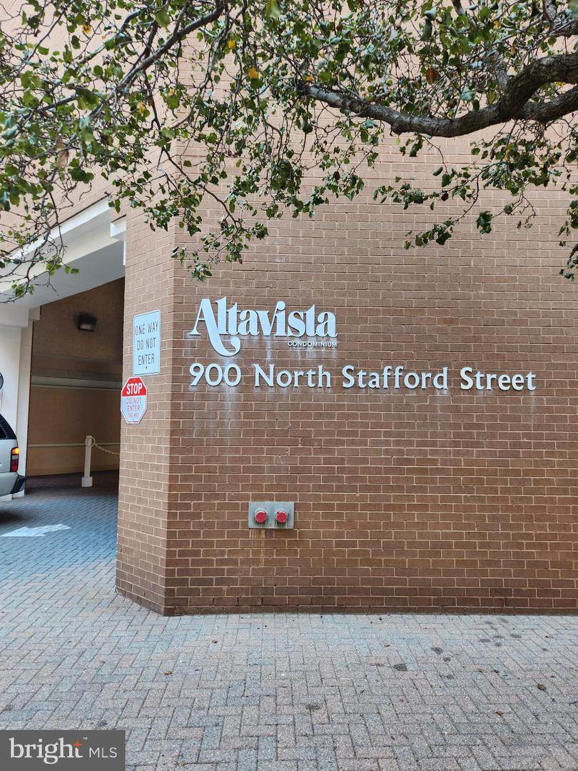 900 Stafford Street - Photo 1