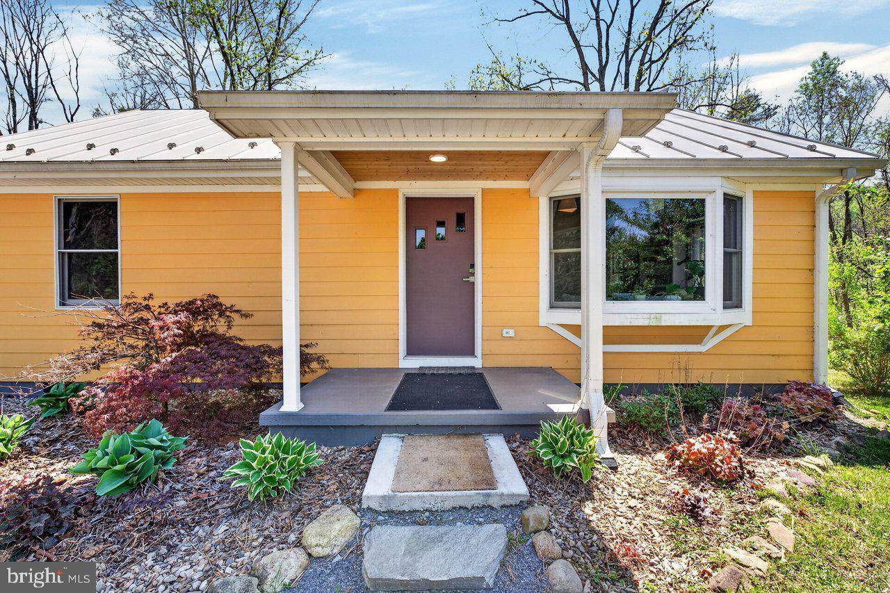 202 Lake Arrowhead Road - Photo 1