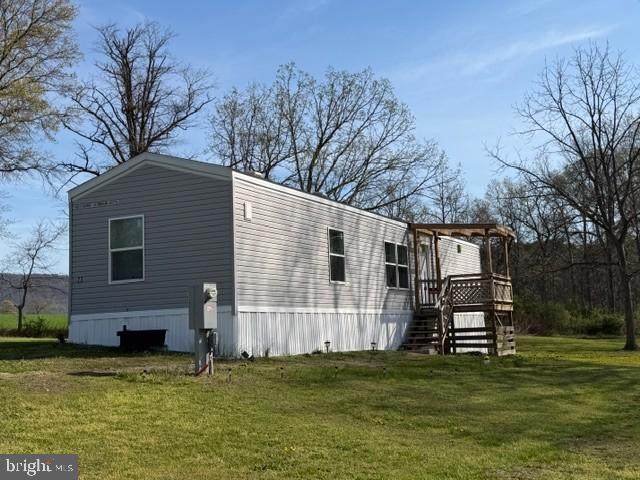 82 Linda Drive - Photo 1