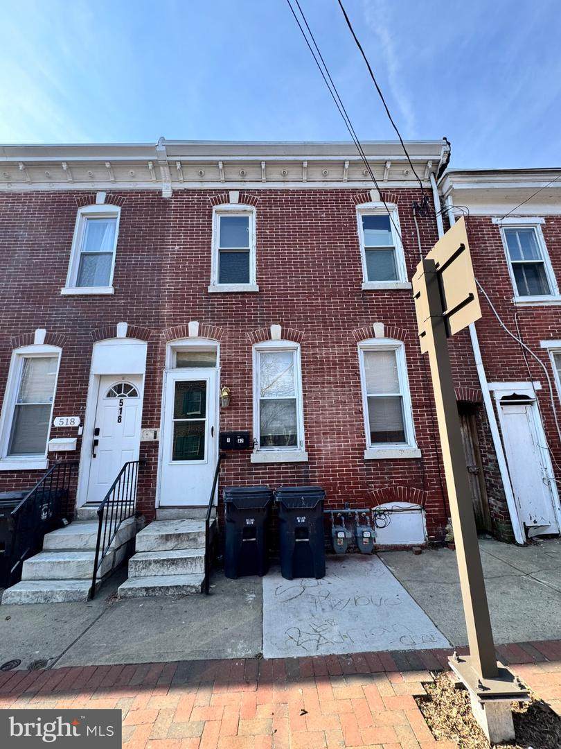 516 11TH Street - Photo 1