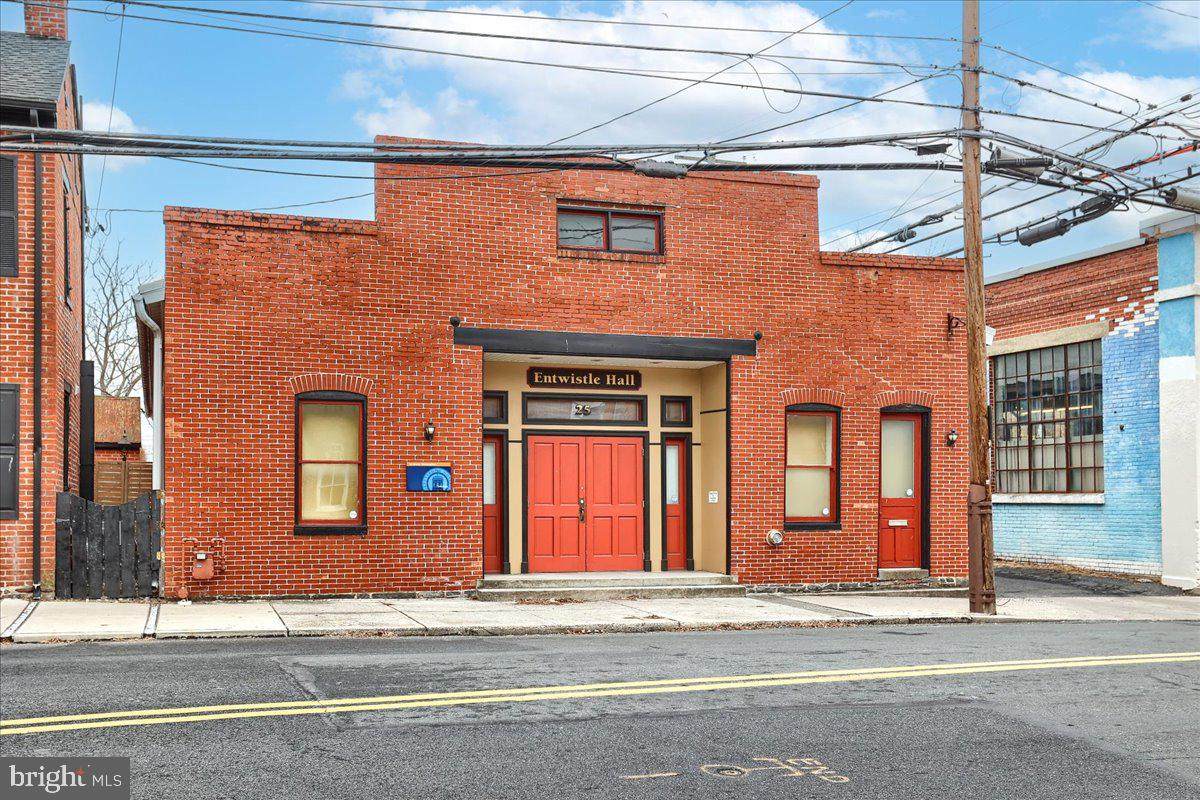 25 Washington Street - Photo 1