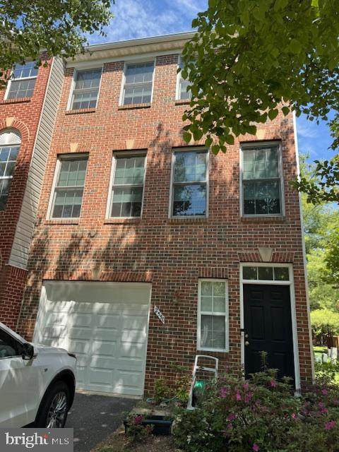2550 James Madison Circle - Photo 1