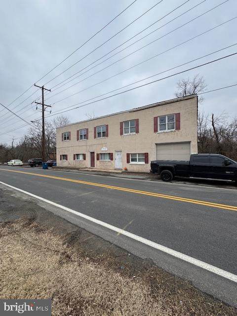 111 Cecil Avenue - Photo 1