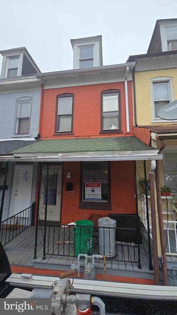 1633 Cotton Street - Photo 1