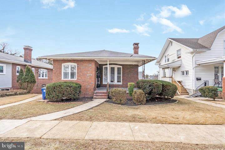1008 Walnut Avenue - Photo 1