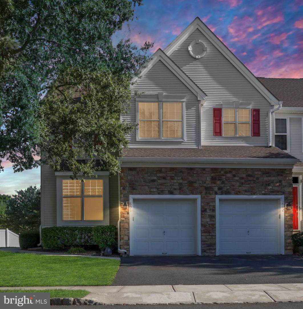601 Yarrow Circle - Photo 1