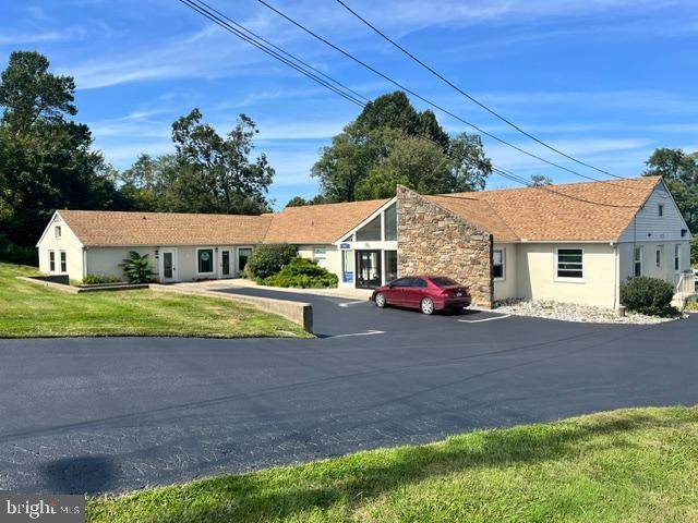 1691 Horseshoe Pike - Photo 1