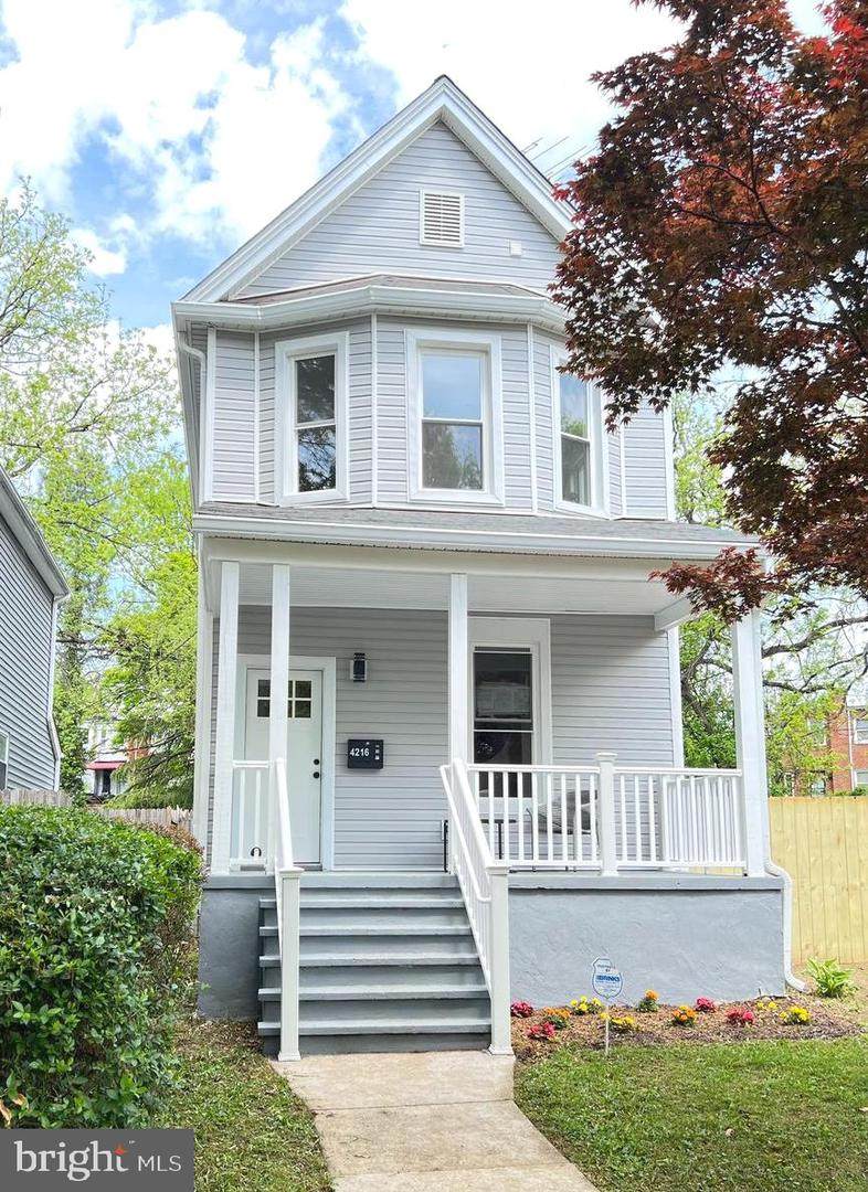 4216 Vermont Avenue - Photo 1