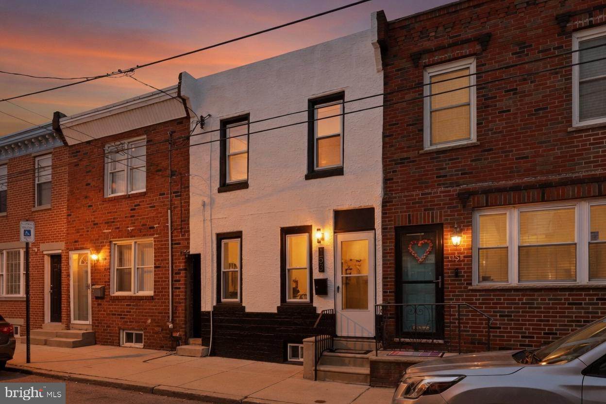 153 Sigel Street - Photo 1