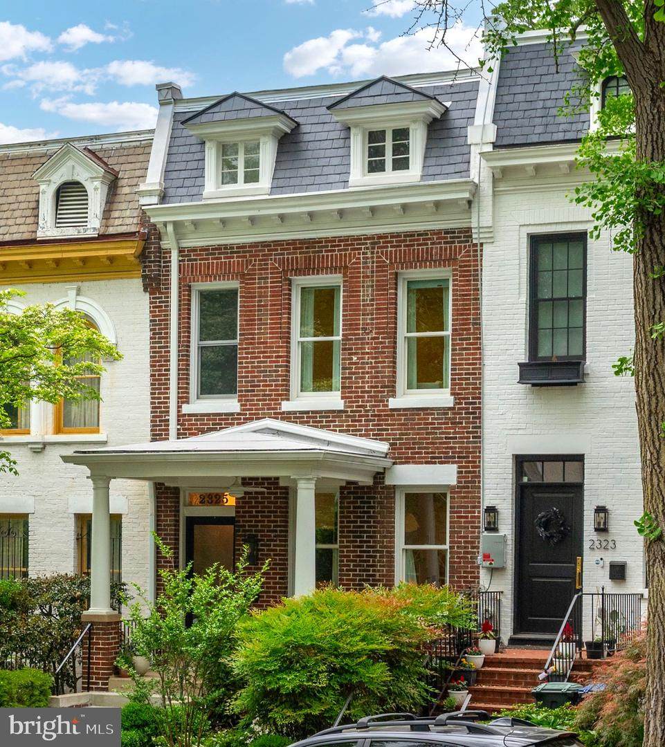 2325 20TH Street - Photo 1